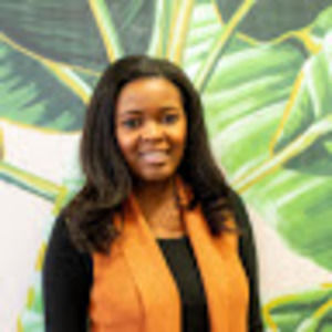 Meet your Posher, Antonia